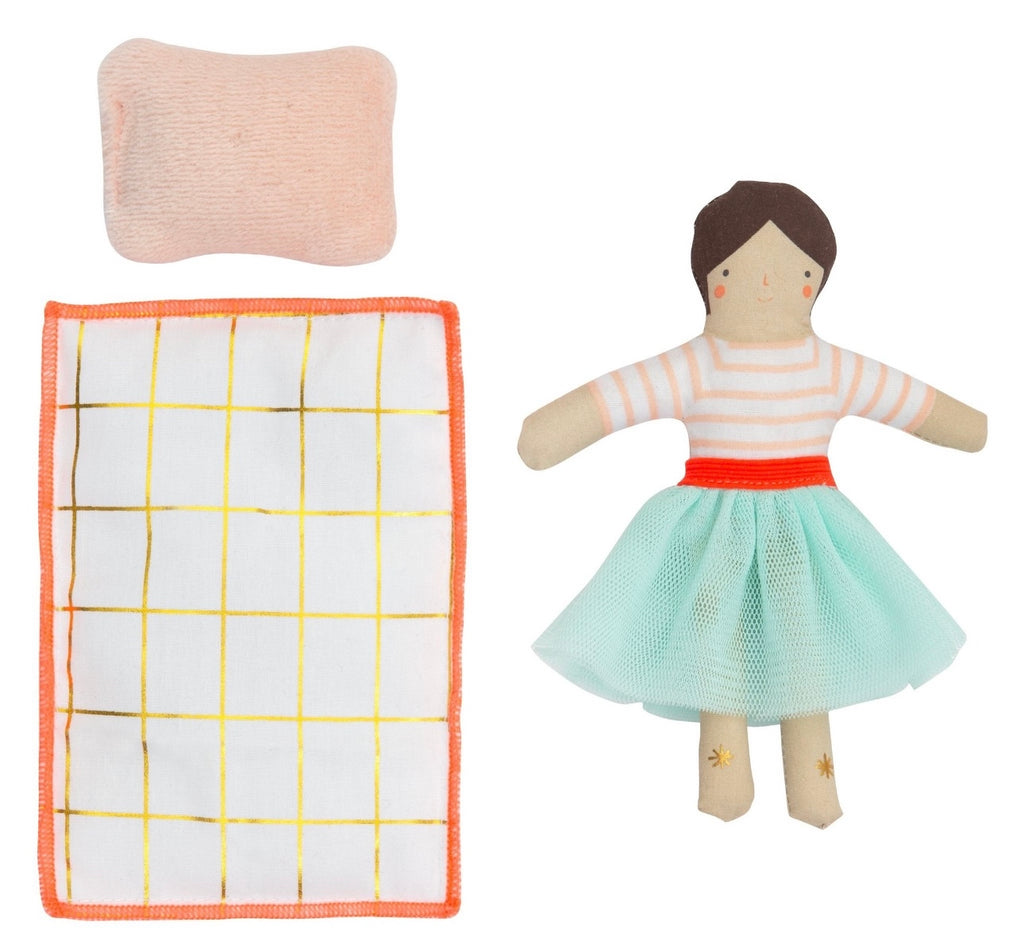 Lila Mini Suitcase Doll