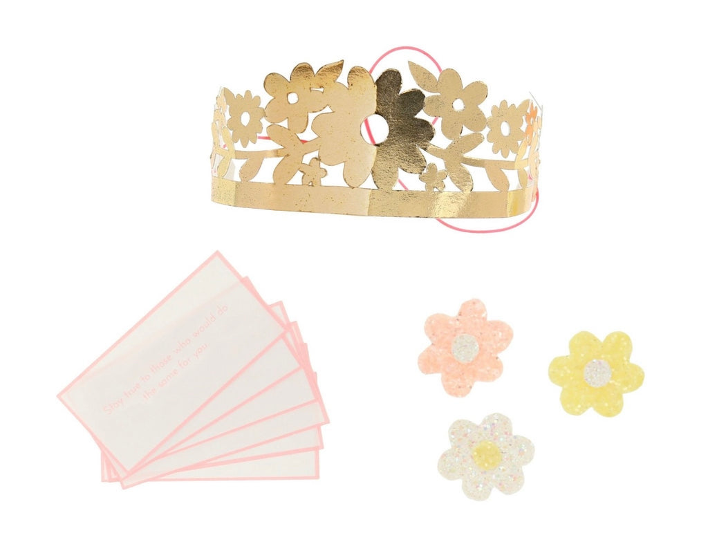 Tissue Floral Crackers (x 6)